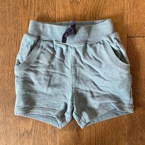 Hanna Andersson shorts